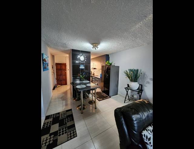 2 BEDROOM APARTMENT FOR SALE IN DOONSIDE